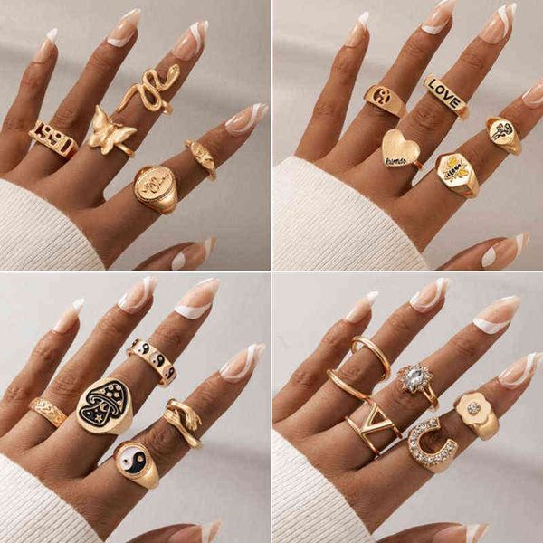 Vintage Punk Herz Ring Set Für Frauen Retro Gothic Alte Gold Silber Farbe Blume Schmetterling Finger Ringe Schmuck G1125