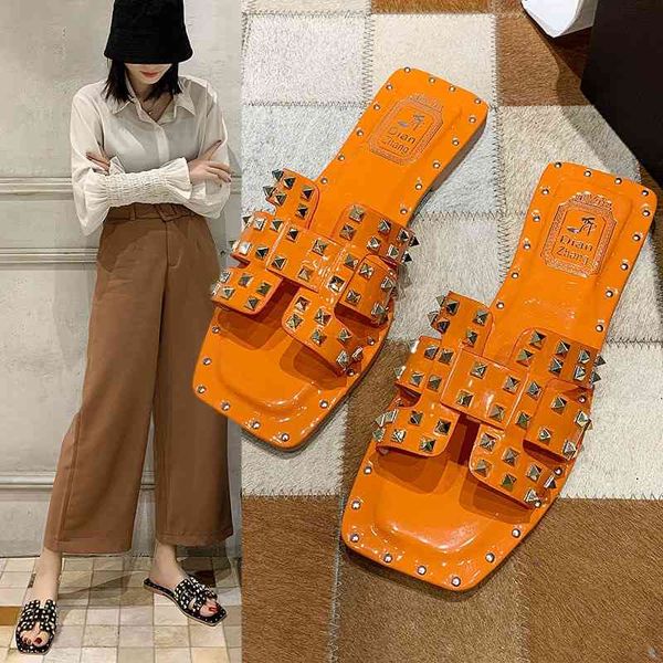 

75% off factory outlet sale 2021 new h slippers ladies luxury brand female flat head rivet sandals flip flops fashion all-match household be, Black