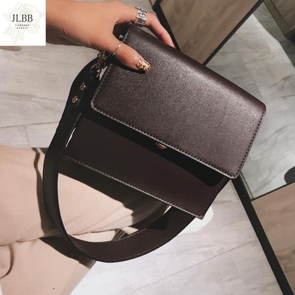 

handbag women luxurys designers bags 2021 crossbody bag wide for small soild colo purse multi pochette louisbags_18