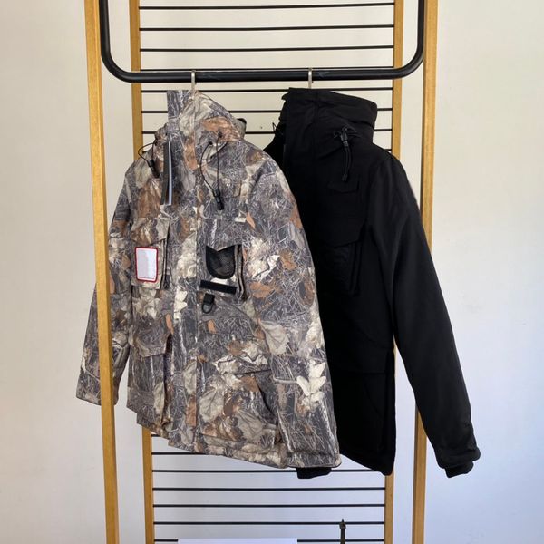 Ünlü Tasarımcı Lüks Erkek Aşağı Ceket Co-Markalı Kanada Kış Kapüşonlu Ceket Akçaağaç Yaprağı Kamuflaj Rahat Ve Sıcak Ceketler Erkekler Kadın Giyim Rüzgar Geçirmez XS-XXL