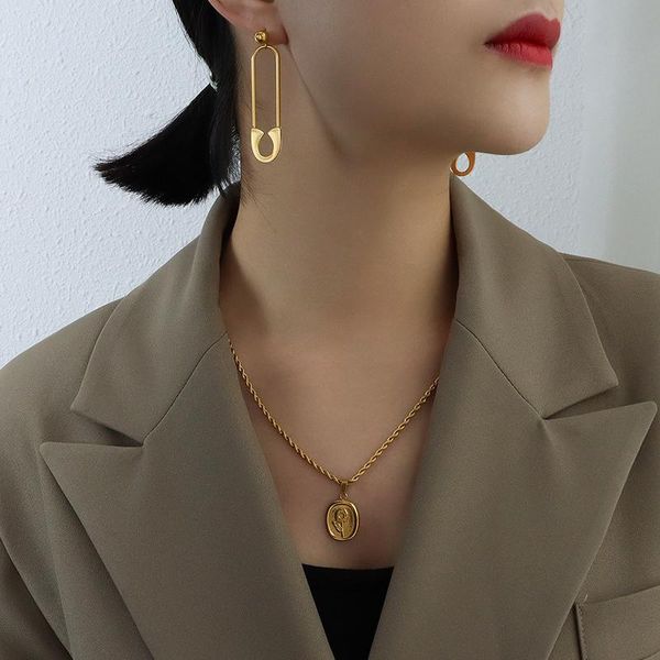 

chains environmental protection titanium steel rose oval square pendant chain necklace beautiful stainless, Silver