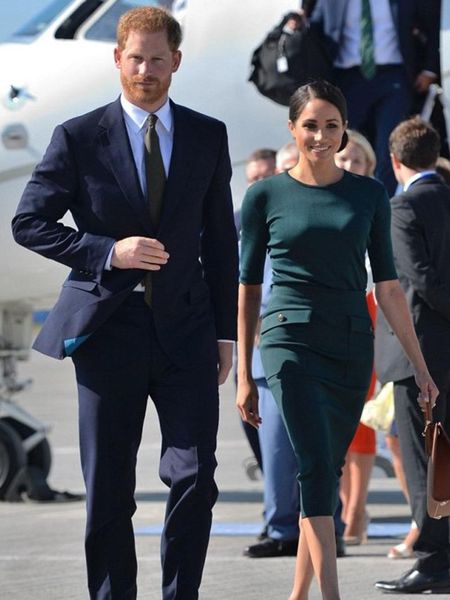

two piece dress meghan markle princess green short sleeve and midi skirt 2 pieces women set, White