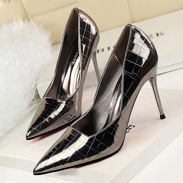 

dress shoes fashion women pumps patent leather high heels stiletto wedding plus size 41 42 43, Black