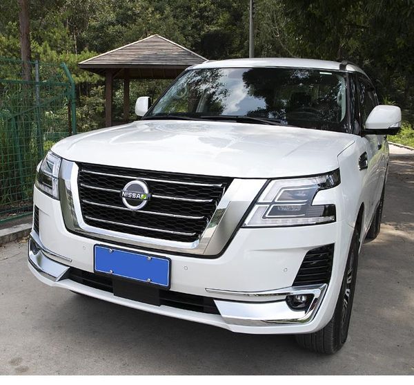 

interior&external lights suitable for mid-grid to retrofit y62 with light standard luminous car head logo decoration