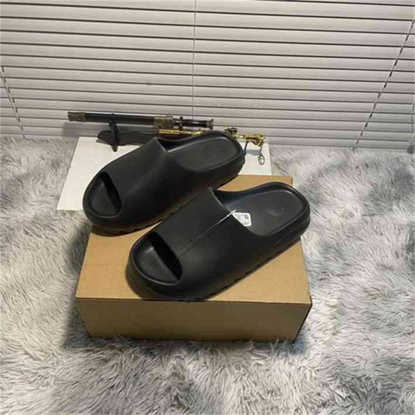 

fashion brand slippers foam men super great quality runner outdoor basketball football soccer sneakers sports sandal summer bedroom party 4q, Black