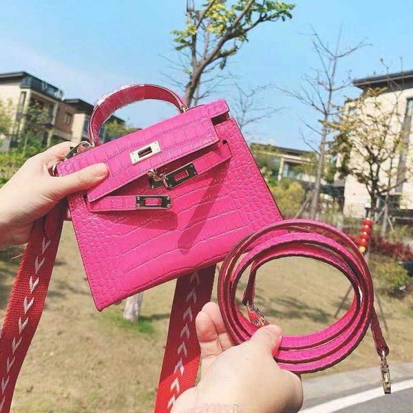 

CLASSIC FLOWER Handbags Womens Luxury Classic Premium Totes Bags 2021 Family Second Generation Crocodile Cowhide Mini Bag Leather Fashion Ha