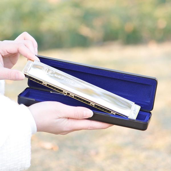 

28 hole wide metal harmonica, musical instrument, c tuning fork key, vibrato harmonica wholesale