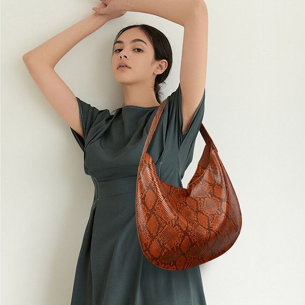 

retro french single shoulder handbags 2021 new luxury designer snake print handbag tote bag niche personality moon bag women, Black;red