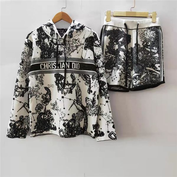 

2021 autumn winter new embroidered hooded + shorts two piece set, White;black