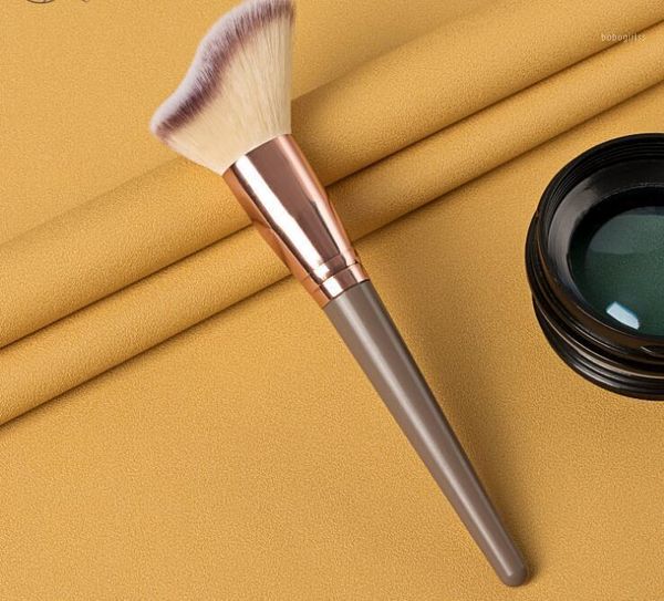 

makeup tools contour blush brush plastic handle aluminum tube man-made fiber1