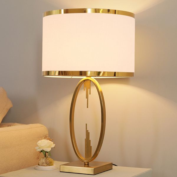 Moderna mesa mesa lâmpada led ferro nórdico luxo americano lâmpada americana para casa foyer estudo cama decoração