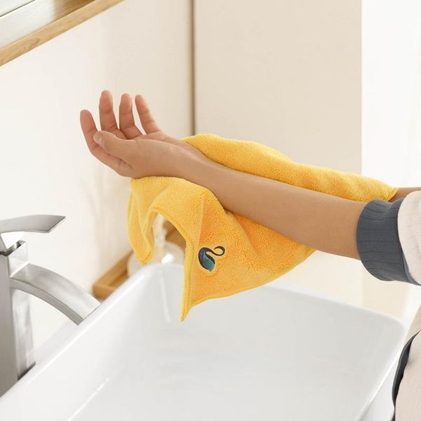 

towel 1pc 30*30cm cute children hangable double-sided coral fleece soft reusable absorbent toilet face care and hand wash