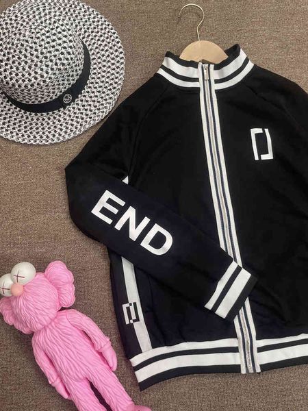 

2022 factory wholesale new model autumn leisure pure cotton sportswear women's two-piece set large size fashion, White