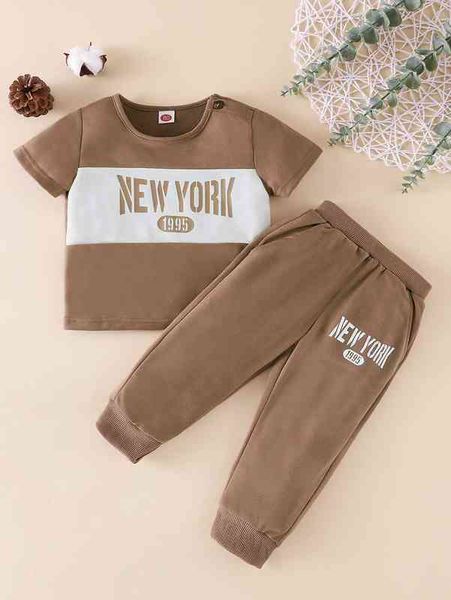 

baby color block letter graphic tee & sweatpants she, White