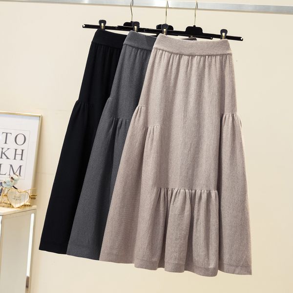 

skirts quit plied knitted with petals, korean version of high-waisted skirt and half-length, autumn winter b76d, Black