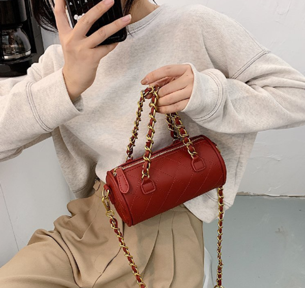 

autumn new pillow bag women's bags diamond chain shoulder stylish good texture crossbody handbag