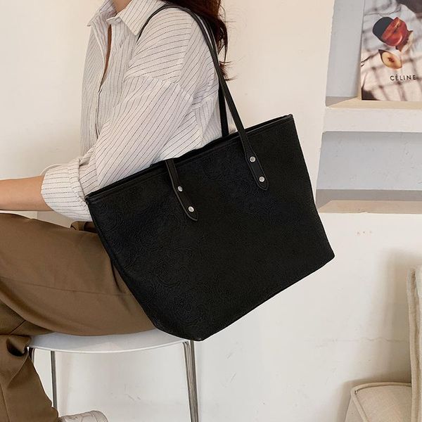 

evening bags brand designer fashion ladies embossed shoulder bag 2021 summer style large capacity single underarm retro tote handbag
