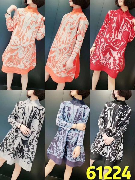 

dress fashion fold in the women's print high collar stock, Black;gray
