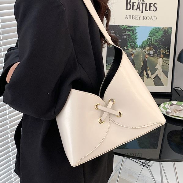 

this year's popular 2022 new fashion women's high-grade texture minority single shoulder armpit bag versatile bucket bag