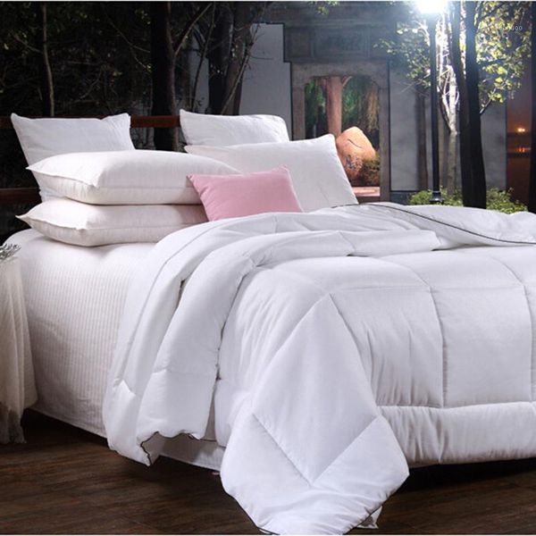 Bettdecken Sets Baumwolle weiße Bettdecke Bettwäsche Satin Strip Luxus Weiche Home Textile-Bettwäsche und Bettdecke-Deckung Kissenbezüge