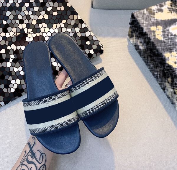 

classic slippers summer fashion women flower flip flops lady women shoes flat ladies loafer slippers designer luxury large size 35-42, Black