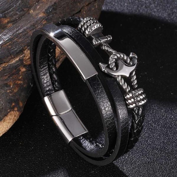

charm bracelets 2021 multi-layer splicing combination accessories luxury men's stainless steel leather bracelet classic surprise gift b, Golden;silver