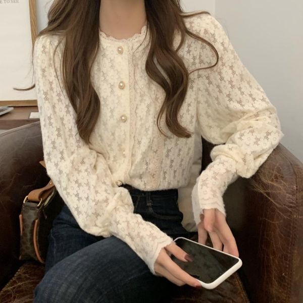 

women's blouses & shirts spring and autumn 2021 sweet bubble sleeve loose hook flower foreign style, wearing fairy long lace blouse, fe, White