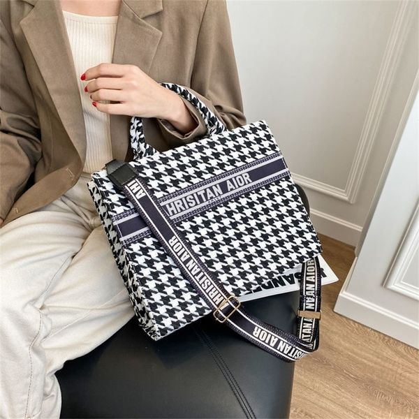 

designer sale versatile large capacity handbag women's 2022 new canvas embroidered tote net red same fashion shopping onsf