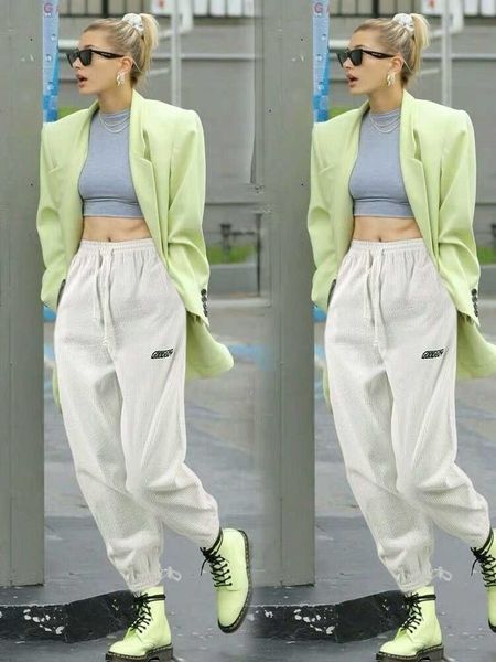 

autumn streetwear carrot pants women creamy-white corduroy loose harem pants cool girl vintage letter embroidery turnip pants 210709, Black;white