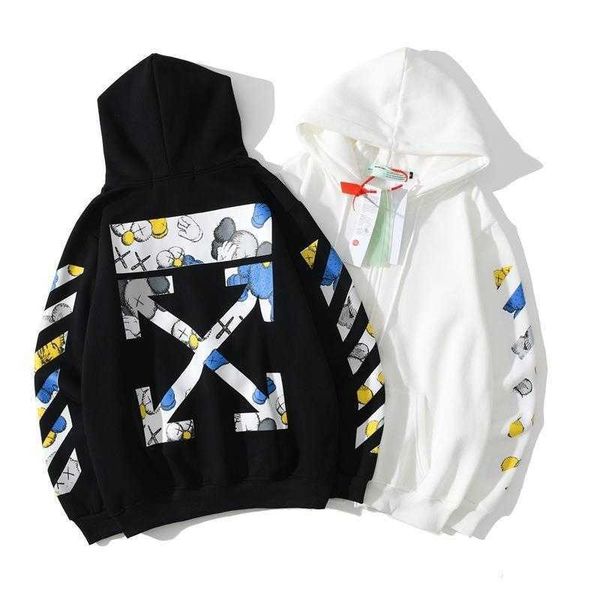 

Off new kaws men's co branded sweater in meizhima Street, Black