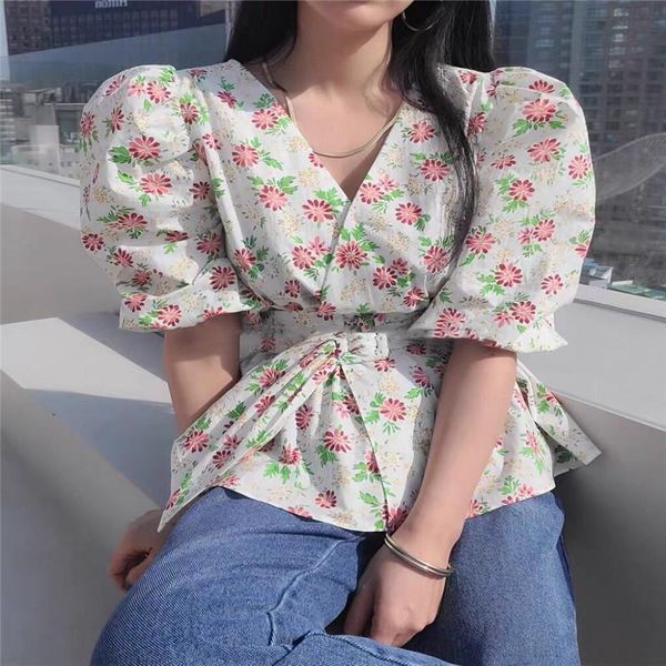 

women's polos v-neck puff sleeve small floral shirt waist tie top, White