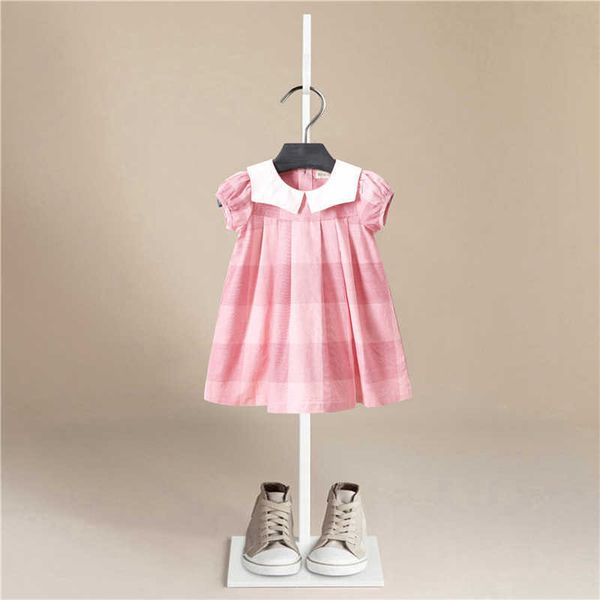 Детская одежда 2021 летняя новая клетчатая клетчатая полосатая вышитая девушка с коротким рукавом платье принцессы детские платья для девочек одежда Q0716
