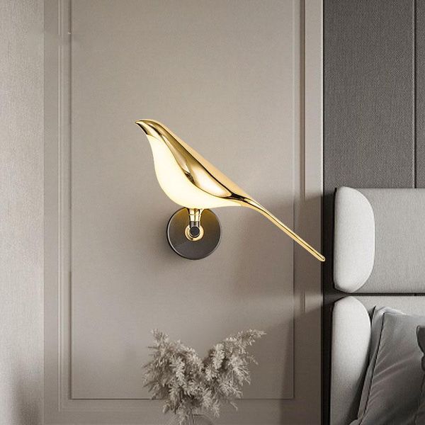 Lampade da parete Designer postmoderno Placcatura in oro di lusso Uccello Lampada a led Corridoio Corridoio Scale Sconce Camera da letto Decorazione Apparecchi di illuminazione