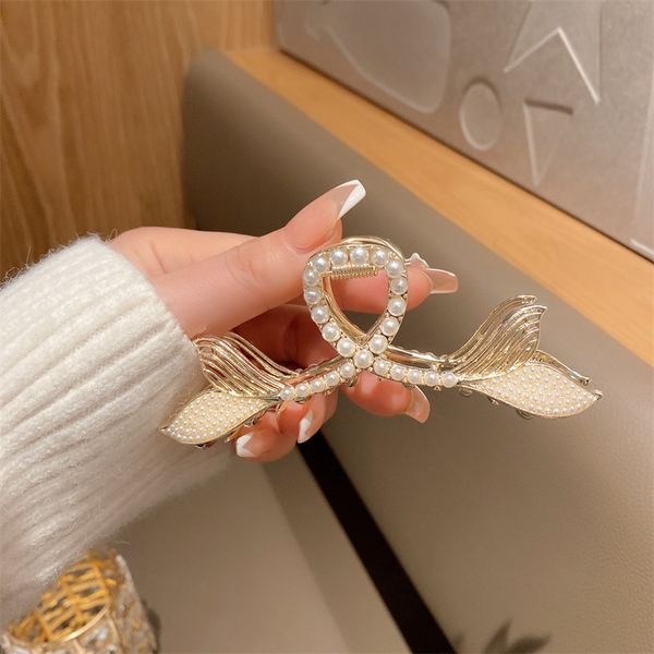 

metal pearl fish tail hair claw barrettes elegant hair clip crab for women hollow out hairpin headwear girl hairs accessories, Black;brown