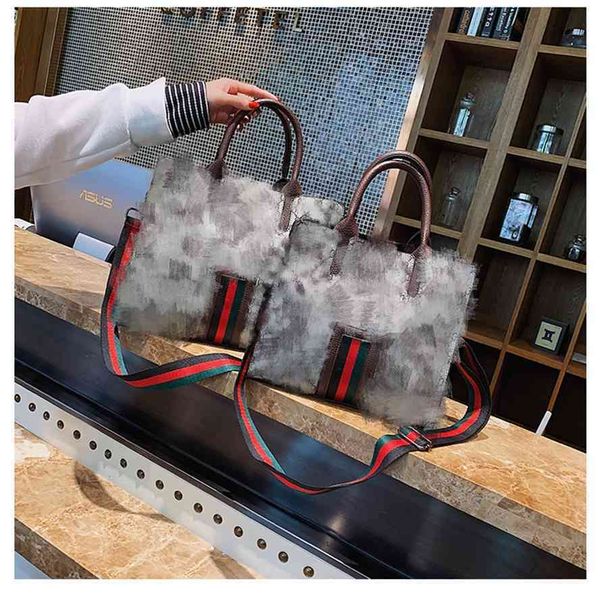 

french 2021 new women's handbag fashion one shoulder messenger tote bag