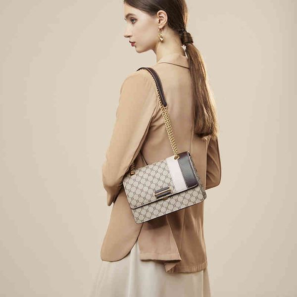 

2022 latest handbag factory store small square women's small style single shoulder light contrast color high-grade