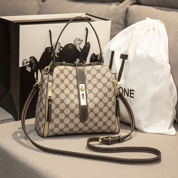 

genuine leather women buckets new fashion plaid one shoulder bags ladies famous purses and handbags sac luxe purses outlet
