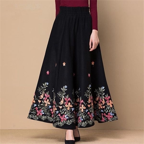 Jupe maxi en laine brodée de fleurs noires Femmes élégantes taille haute décontractée s maman mode plus taille bureau dame porter 210421