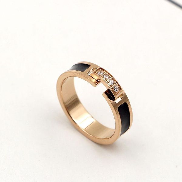 

wedding rings 2021 classic luxury jewelry black side 4 zircon elegant love ring titanium steel rose gold color brand for women, Slivery;golden