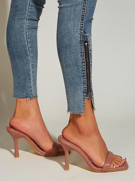 Сандалии 2021 летние женщины модные тапочки элегантные квадратные открытые пальцы высокие каблуки женские одежды обувь мягкие кожаные скольжения