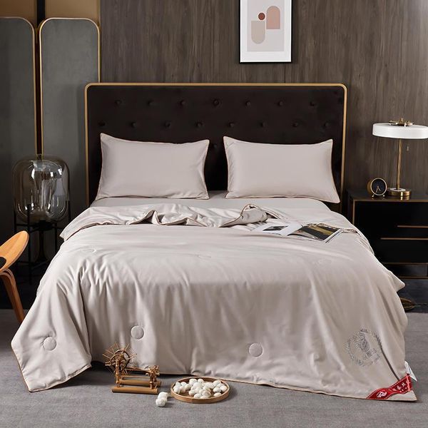 

comforters & sets summer quilt air-conditioning cool comforter without pillowcases skin-friendly thin mostale blanket white bedspread