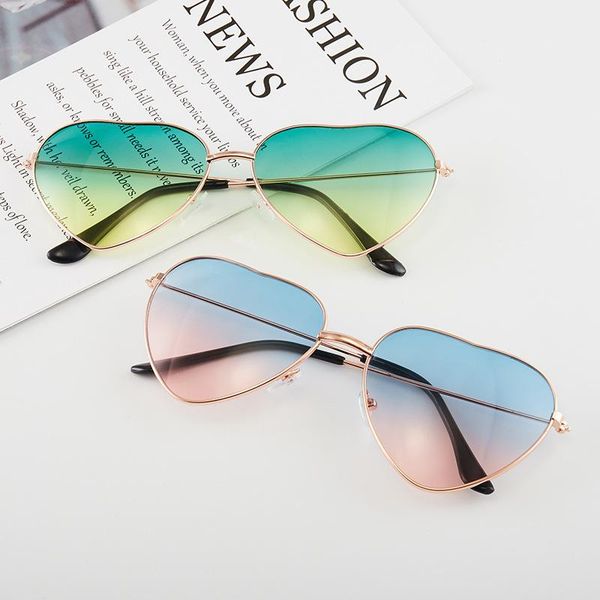 

retro metal love sunglasses peach heart ocean film female shaped fashion pink shades for women glasses, White;black