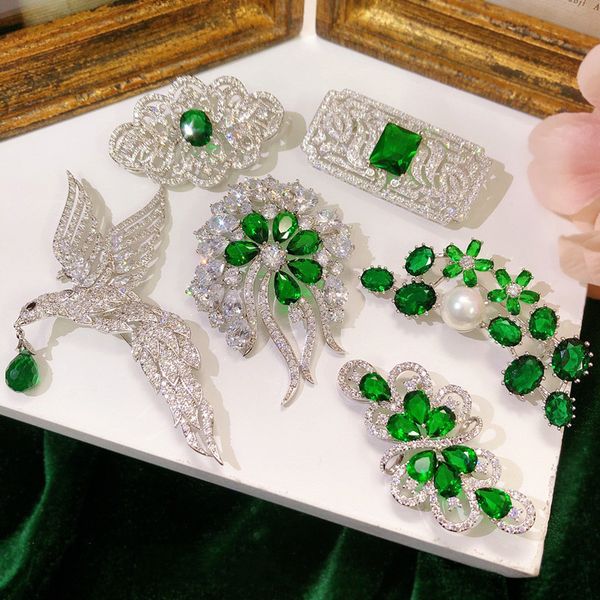 

brooches for women luxury palace emerald cubic zirconia corsage elegant temperament bridal wedding pin accessories fine jewelry, Gray