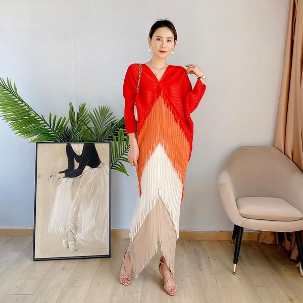 

casual dresses tassel dress autumn v-neck contrast color bat sleeve fishtail loose show thin temperament fashion one step, Black;gray