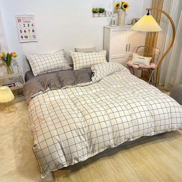 

bedding sets 4 pieces set,skin-friendly luxurious unique design 1 duvet cover 2 pillow shams and bed sheet ,king,twin,full