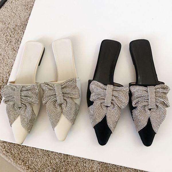 

2021 women slippers luxury rhinestone mules flats slides shoes for woman fashion pointed toe slip on female flat heel slippers, Black