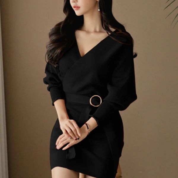 

korean spring and autumn temperament package hip knit, Black;gray