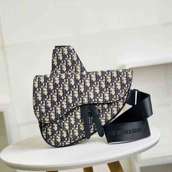 

2021 new fashionable old flower retro canvas letter printing embroidery casual versatile one shoulder cross carrying portable saddle bag zly