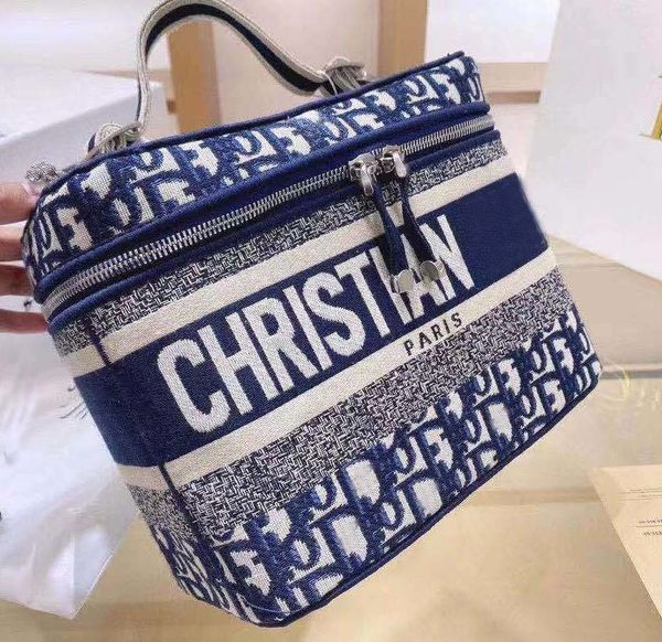 

diofifi d's sewing women's material embroidery canvas make-up goddess handbag