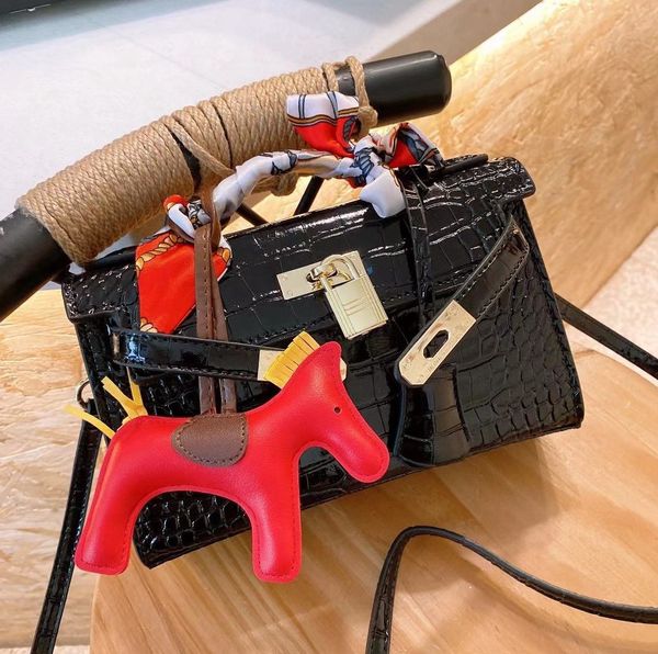 

2021 handbags women crossbody bags flower shoulder messenger bag wallet totes clutch purses -l7529, Red;black